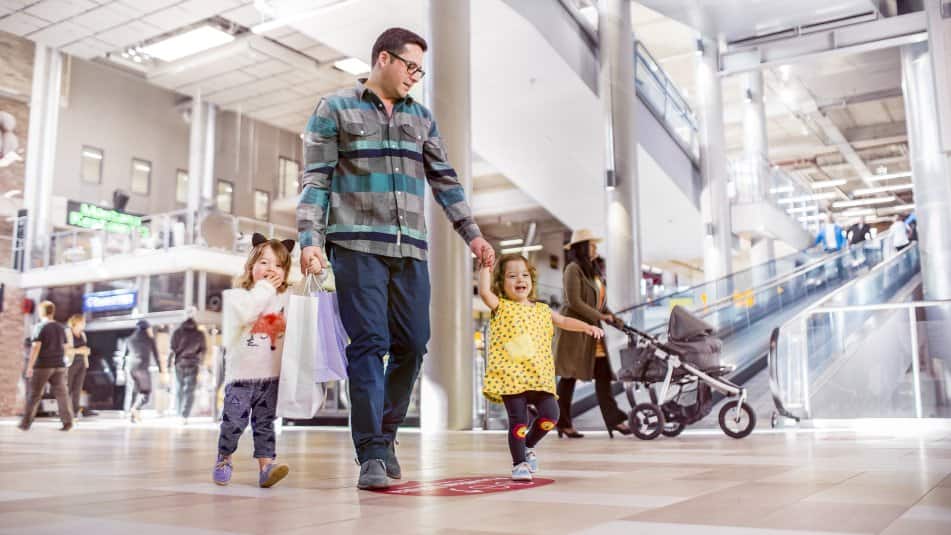 img_people-and-revenue-flow-uninterrupted-951x535